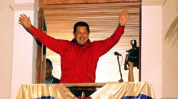20 años del intento golpista contra Chávez que terminó por fortalecerlo