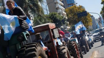Argentina: miles protestan con "tractorazo" contra el Gobierno