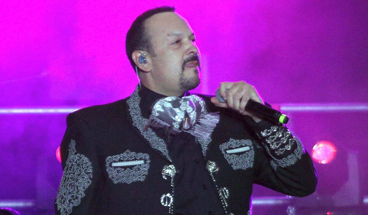 VIDEO: Pepe Aguilar 'traiciona' a Ángela Aguilar y hace dueto con otra  cantante para lanzarla al estrellato - La Opinión