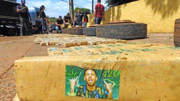 Con la foto de Neymar en los paquetes, incautan en Paraguay cargamento de marihuana