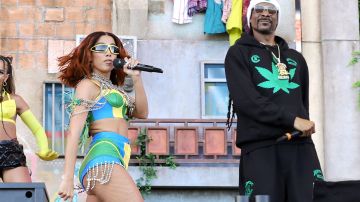 Anitta y Snoop Dogg en Coachella 2022.