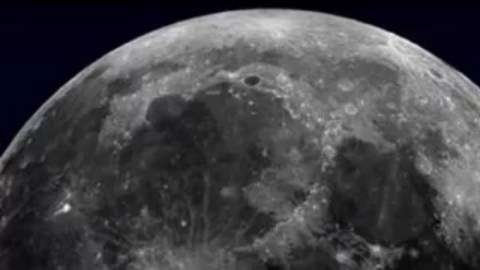 Diferencias entre las dos caras de la Luna
