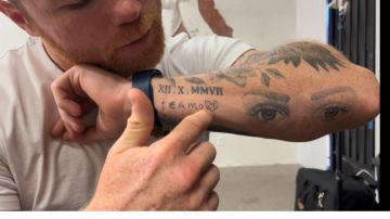 Saúl "Canelo" Álvarez explicó su nuevo tatuaje en el brazo.