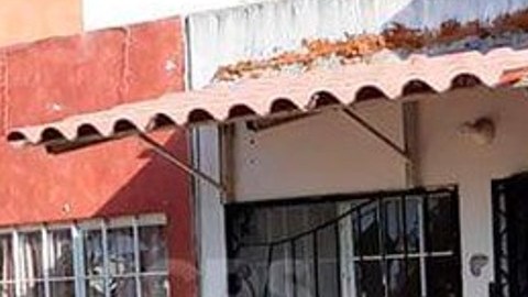 CJNG ataca casa de narcomenudistas que invadieron su territorio.