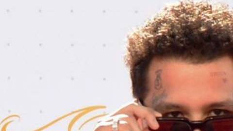 Christian Nodal / Belinda.