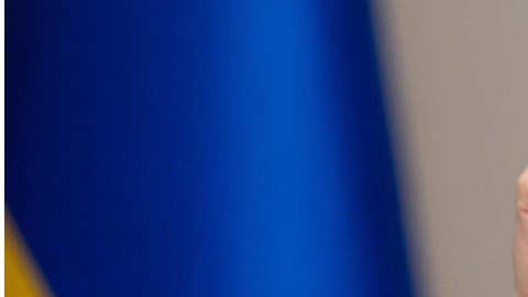 Volodimir Zelensky despide a dos altos funcionarios ucranianos y los llama "traidores"