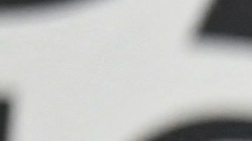 Dove Cameron en los premios CFDA 2021.