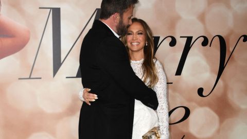 Jennifer López y Ben Affleck en el estreno de "Marry Me".