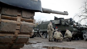 Fuerzas especiales británicas entrenan a tropas en Ucrania: Times
