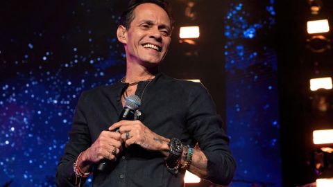 Marc Anthony se va de vacaciones con su novia, ¡y se llevó hasta la suegra!