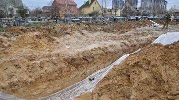 El alcalde ya había adelantado que se había encontrado una fosa común de unos 30 metros de extensión cavada por las tropas rusas a unos 20 kilómetros de la ciudad.