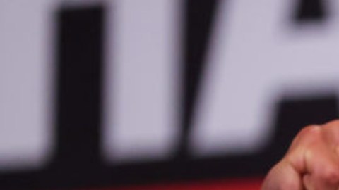 Isaac 'Pitbull' Cruz, boxeador mexicano.