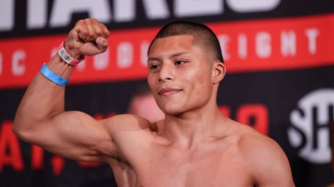 Isaac 'Pitbull' Cruz, boxeador mexicano.