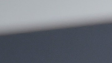 Alejandro Speitzer en la alfombra roja de los Premios Platino Awards 2021.