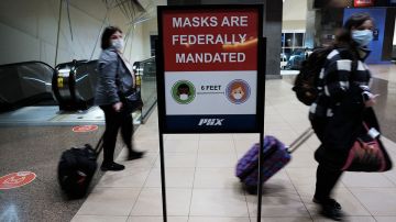 EE.UU. extiende dos semanas uso obligatorio de mascarillas en el transporte