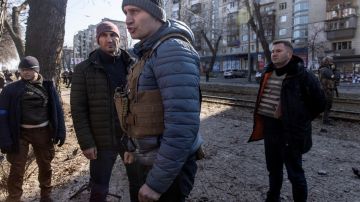 Vitali y Vladimir Klitschko dispuestos a dejar la vida por defender a su país Ucrania de la invasión rusa.
