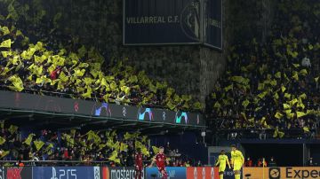 Aficionados del Villarreal presentes en el partido contra el Bayern Múnich.