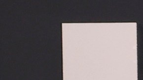 Kourtney Kardashian y Travis Barker en el estreno de "The Kardashians".