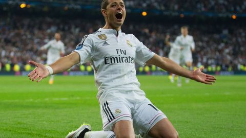 Javier Hernández celebra su gol contra el Atlético de Madrid.