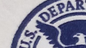 Las personas con TPS puede aplicar por una 'green card' cumpliendo ciertos requisitos.