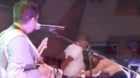 Hombre apuñala a mujer en concierto de Paco Barrón