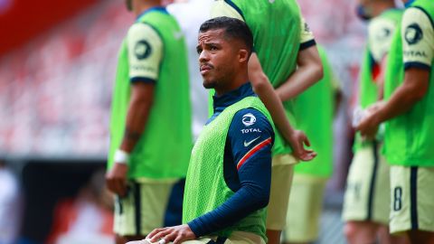 Gio dos Santos sigue sin conseguir un equipo para continuar con su carrera.