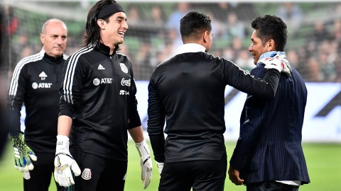 Carlos Acevedo y Jorge Campos en el último amistoso realizado en Estados Unidos.