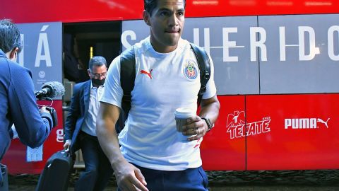 Las Chivas emprendieron su viaje en autobús hasta Toluca.