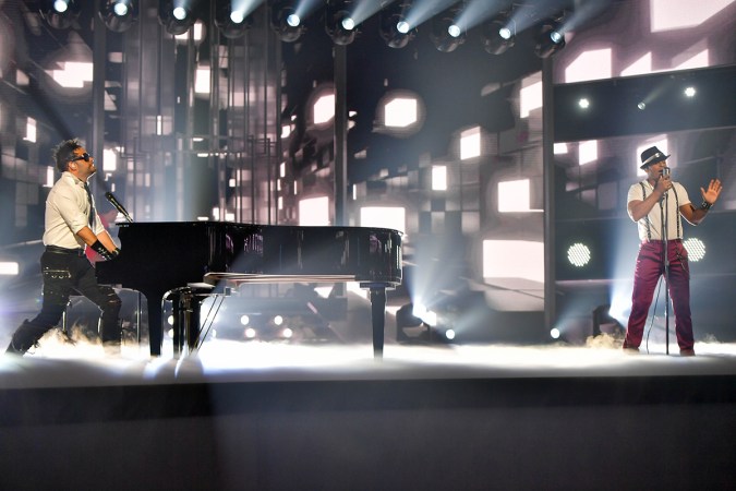 Manny Cruz y Michael Stuart son Camila