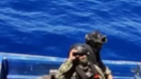 Marina mexicana decomisa drogas del CJNG en operativo marítimo.