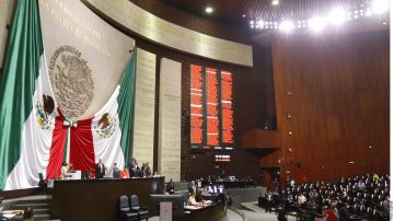 Diputados mexicanos realizan discusión sobre la polémica Reforma Eléctrica de AMLO