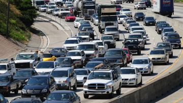 La dependencia del uso del vehículo es muy alta en ciudades como Los Ángeles.