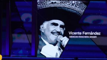 Vicente Fernández presente en los premios Grammy 2022.
