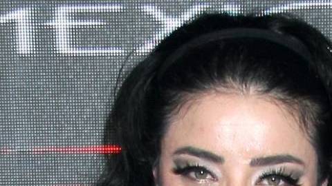 Violeta Isfel / Eleazar Gómez.