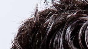 Cristian de la Fuente, Rafael Amaya y Jacky Bracamontes serán los presentadores de los Latin AMAs 2022.