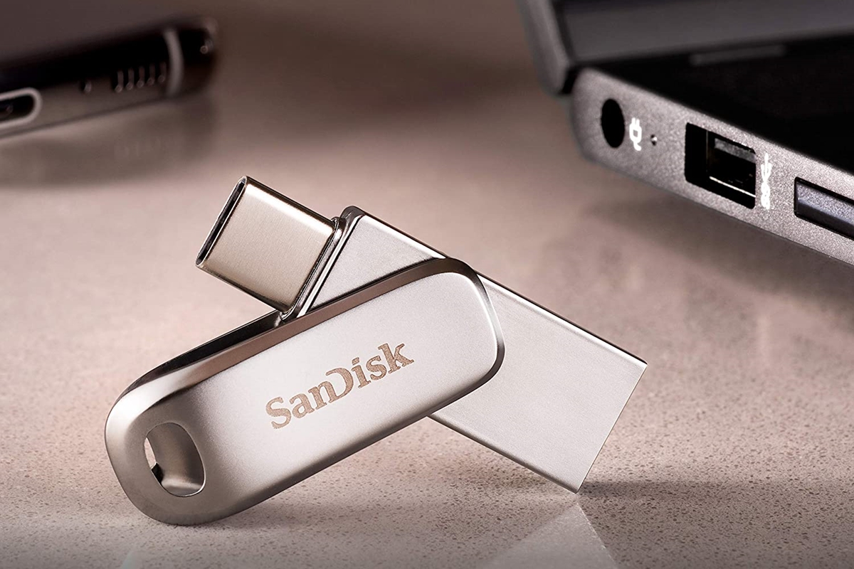 Extraer de manera abrupta una memoria USB puede generar que se borre la información almacenada en ella