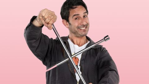 Pablo Valentín es 'El Valero' en Corazón Guerrero.