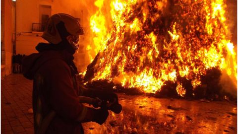 Algunos comentarios en redes sociales suponen que estos incendios son "sabotajes".