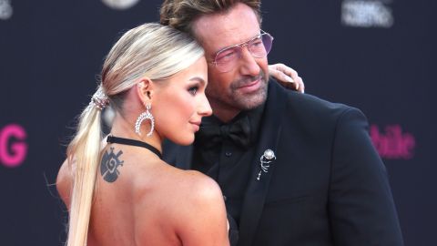 Irina Baeva y Gabriel Soto.