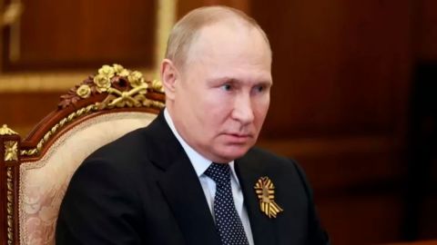 Rusia y Ucrania: Putin se prepara para una guerra larga, según la inteligencia de EE.UU.