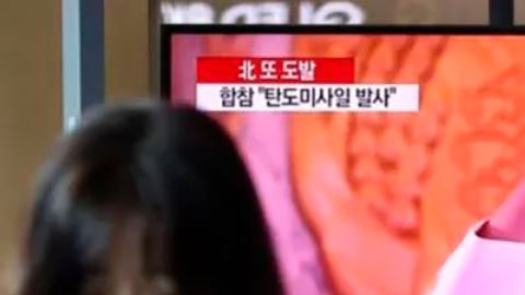 Corea del Norte moviliza al ejército para enfrentar la ola de casos de coronavirus, "la mayor convulsión desde la fundación del país"
