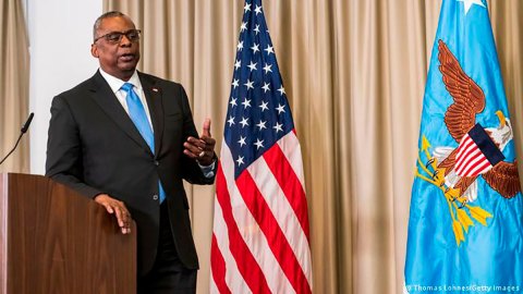 Pentágono anuncia que 20 países enviarán más armas a Ucrania