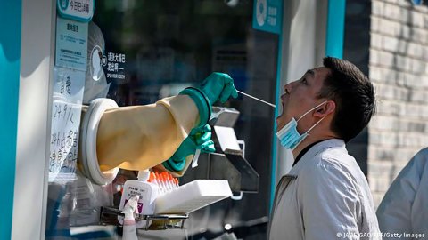 Pekín pide a millones de personas que trabajen desde casa para luchar contra covid-19