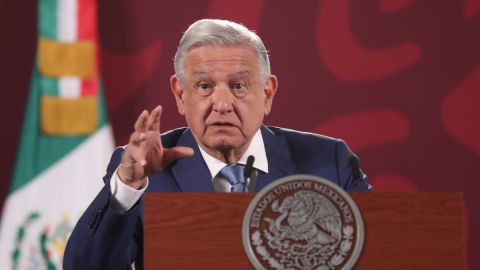 AMLO dice que Carlos Slim “asumió la responsabilidad” del accidente de la Línea 12 del Metro