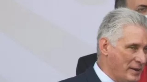 AMLO llegó a Cuba en visita oficial