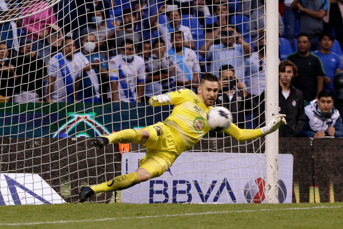 Silva atajó dos penales en la definición. 