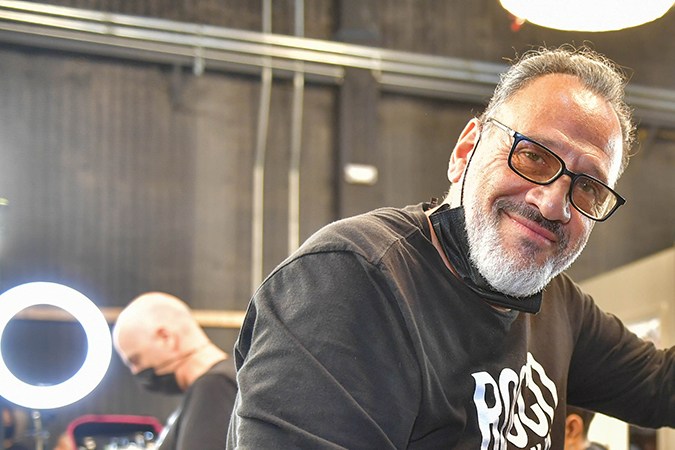 Así Michael Stuart se transformó en Juan Gabriel