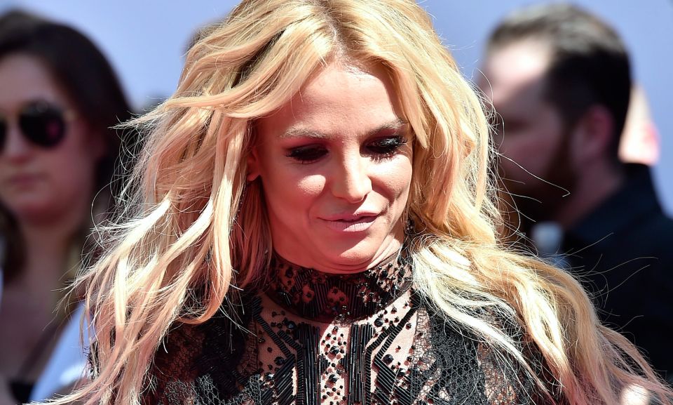 Britney Spears compares herself to Jennifer Lopez on social networks, speaking badly about her family