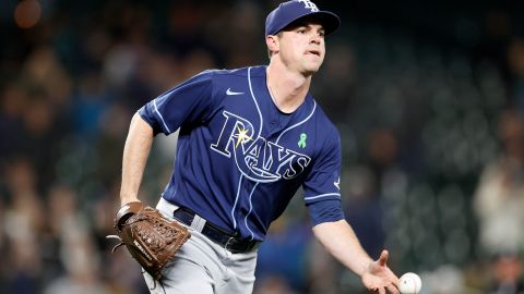 Brooks Raley enfrentando a los Marineros