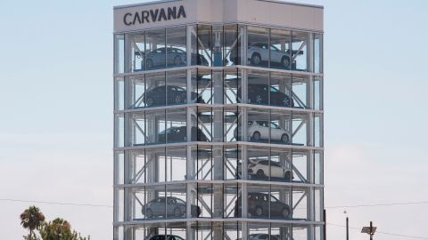 Caravana autos empleados